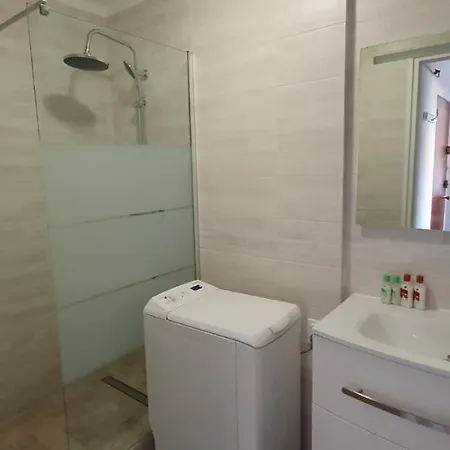 Centre Gd 2p Terrasse Parking 10mn Palais